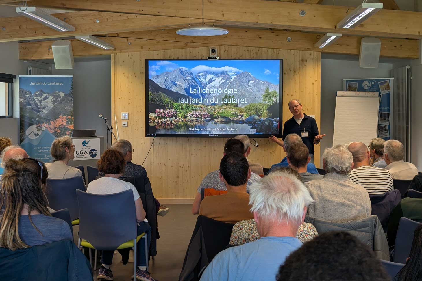Intervention de Christophe Perrier, responsable de l'herbier de l'Université Grenoble Alpes