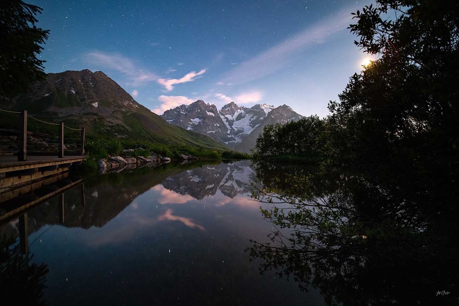 Vue sur la Meije depuis le jardin du Lautaret ©Jeff Graphy